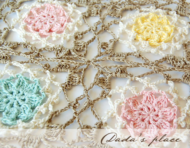 Beautiful crochet flowery scarf