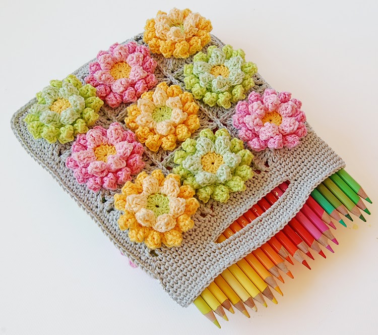 colorful-crochet-bag