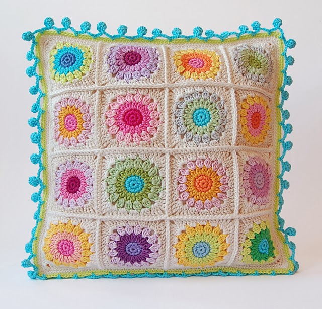 Colorful granny square cushion free pattern