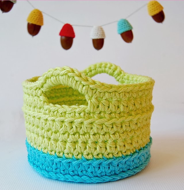 Crochet basket free pattern