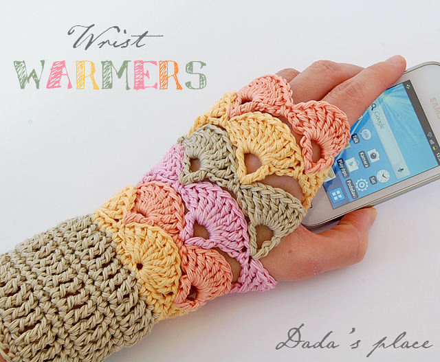 Crochet wrist warmers
