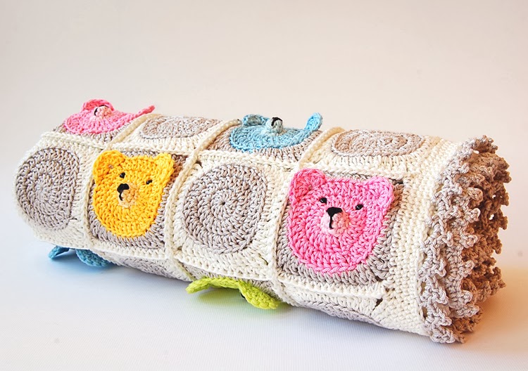 Cute teddy bear granny square blanket