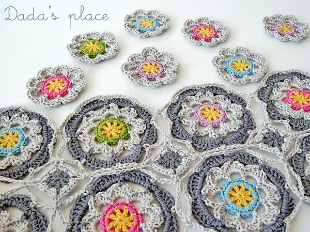 Dadas place beautiful crochet flowers