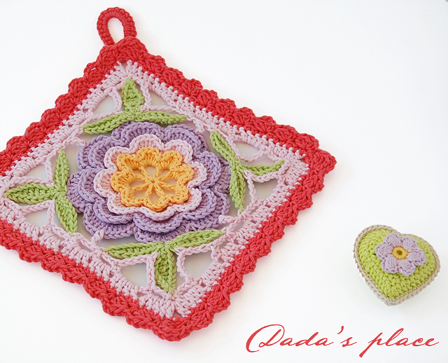 Dadas place crochet potholder