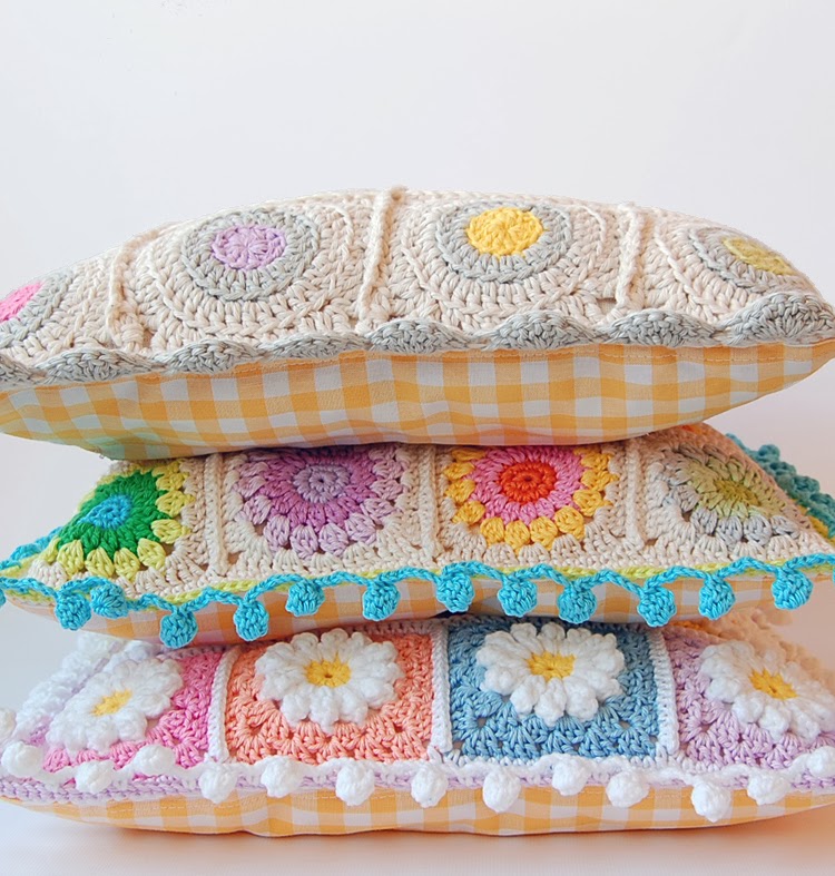Granny square pillows free pattern
