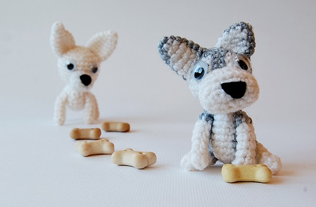 Little amigurumi dogs