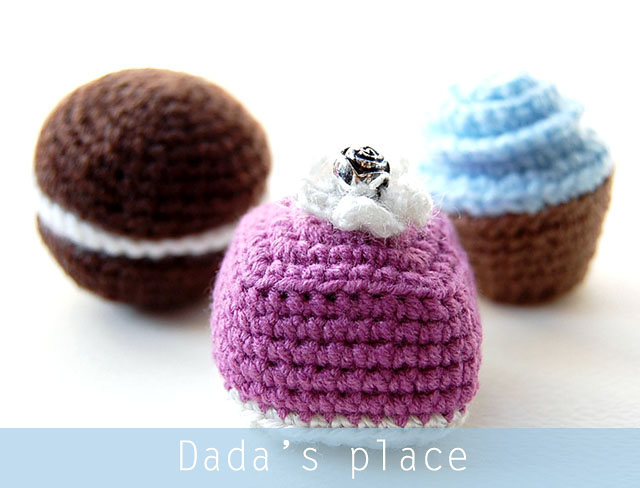 Little crochet sweets