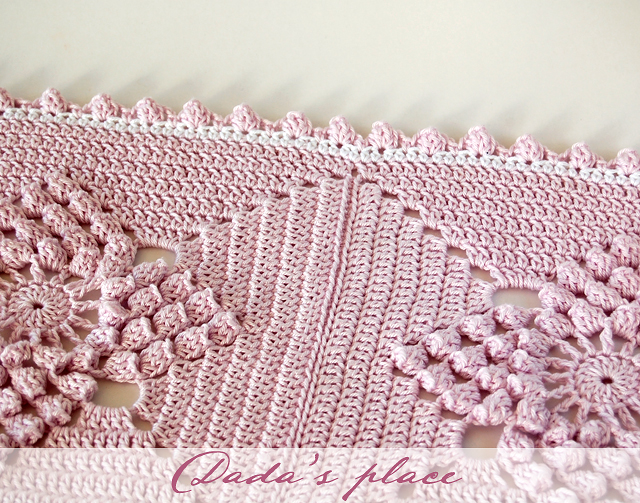 Smitten blanket border