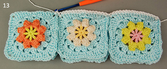 Free Primavera flower blanket joining and border tutorial
