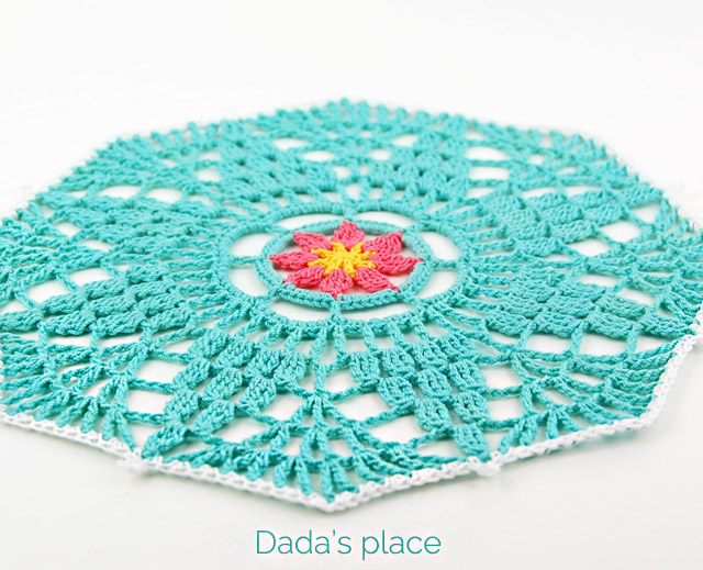 free crochet doily step-by-step tutorial