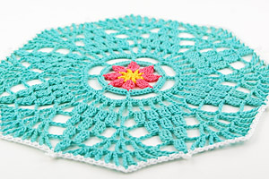 modern mandala free crochet step-by-step tutorial