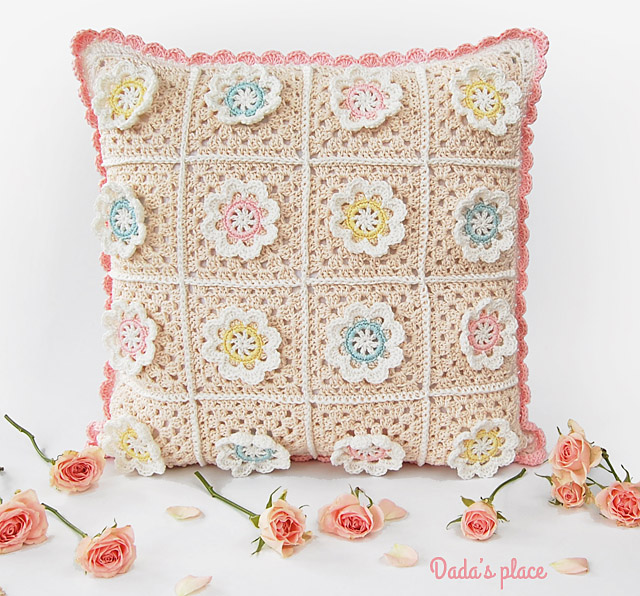 Florina pillow pattern by Dadas place