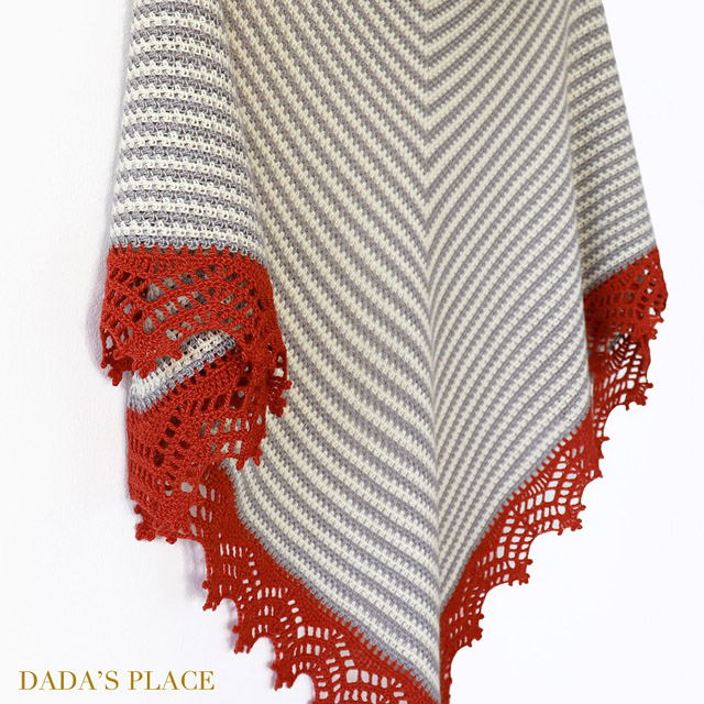 Crochet Triangle Striped Shawl with lace border 8